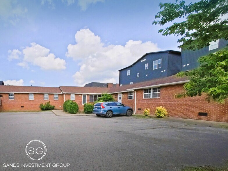 Primary Photo Of 514 Fisk St, Nashville Medical For Lease