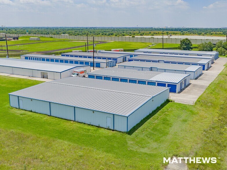 Primary Photo Of 1811 Eagle Lake Rd, Sealy Self Storage For Sale