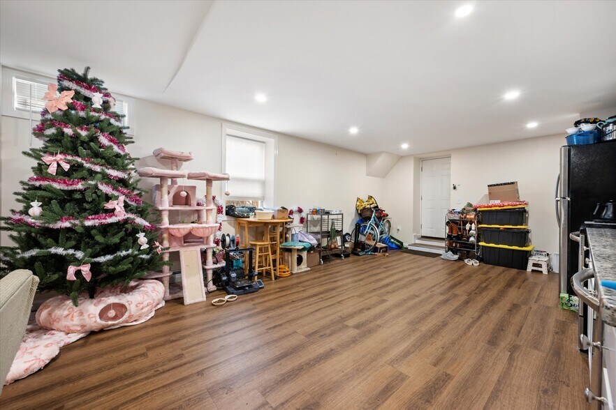 More Photos Of 72 3rd St, Bangor Apartments For Sale