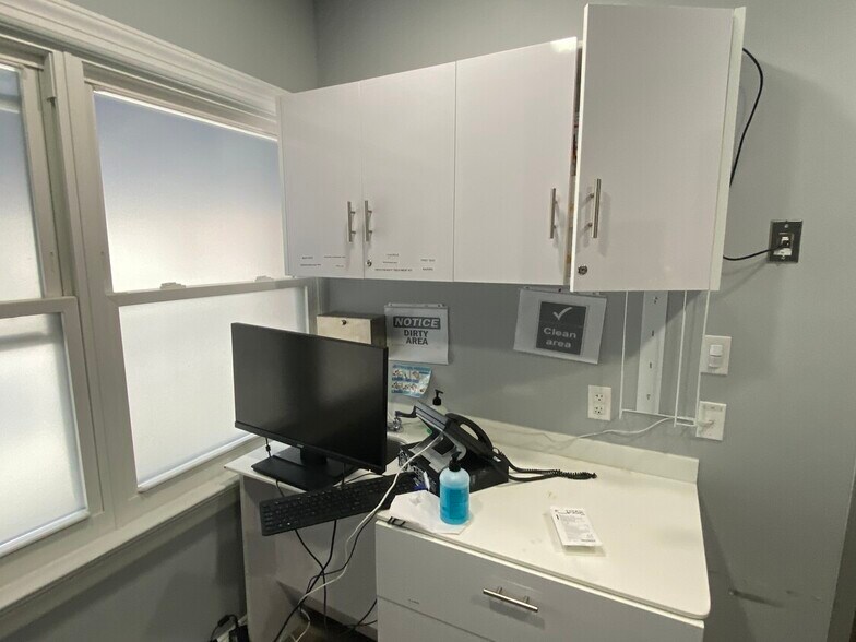 More Photos Of 675 Broadway, Paterson Medical For Lease