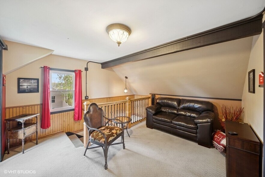 More Photos Of 6382 Central Ave, Portage Office For Sale