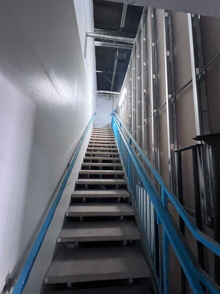 More Photos Of 9299 W Olive Ave, Peoria Unknown For Lease