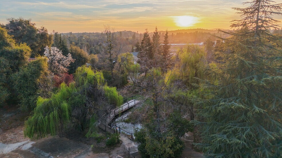 More Photos Of 21645 Parrotts Ferry Rd, Sonora Specialty For Sale