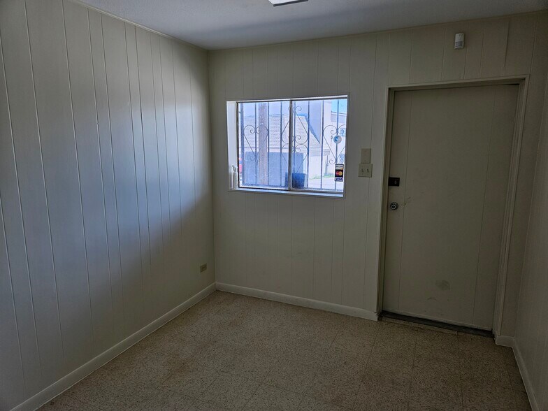 More Photos Of 4903 NW Industrial Dr, San Antonio Warehouse For Lease