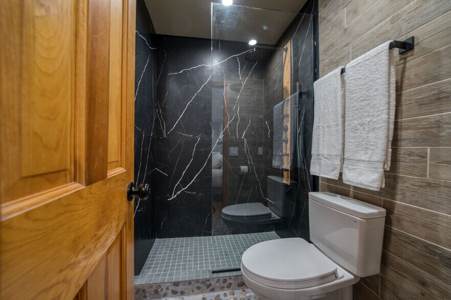 More Photos Of 218 NY-296, Windham Hotel For Sale