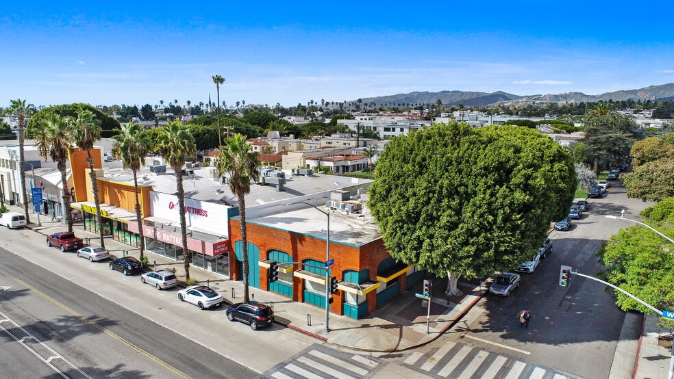 More Photos Of 1433 Wilshire Blvd, Santa Monica Restaurant For Lease