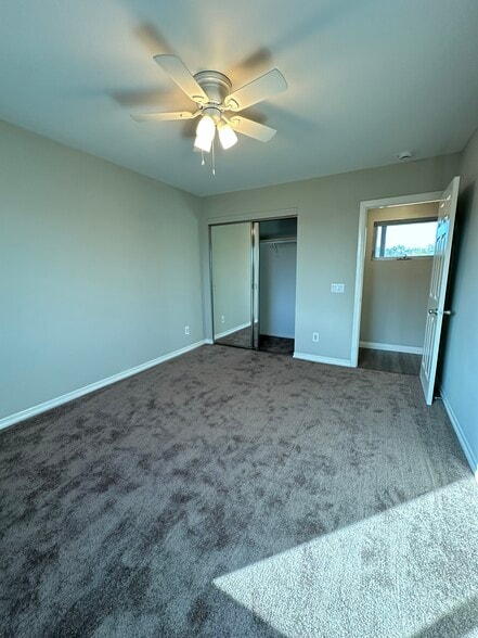 More Photos Of 4620-4620 1/2 E 3rd St, Los Angeles Storefront Retail Office For Sale