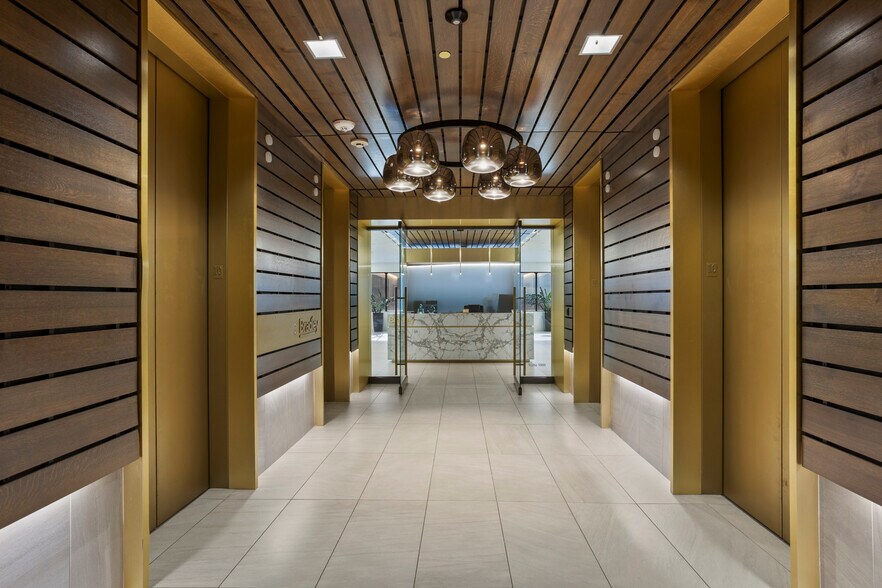 More Photos Of 188 E Capitol St, Jackson Office For Lease