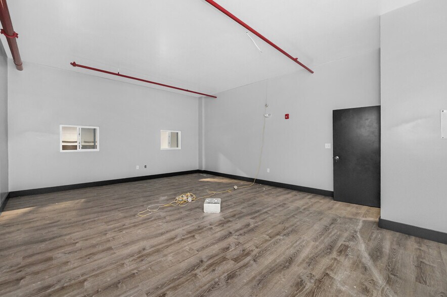 More Photos Of 1130 Eastern Ave, Malden Warehouse For Lease