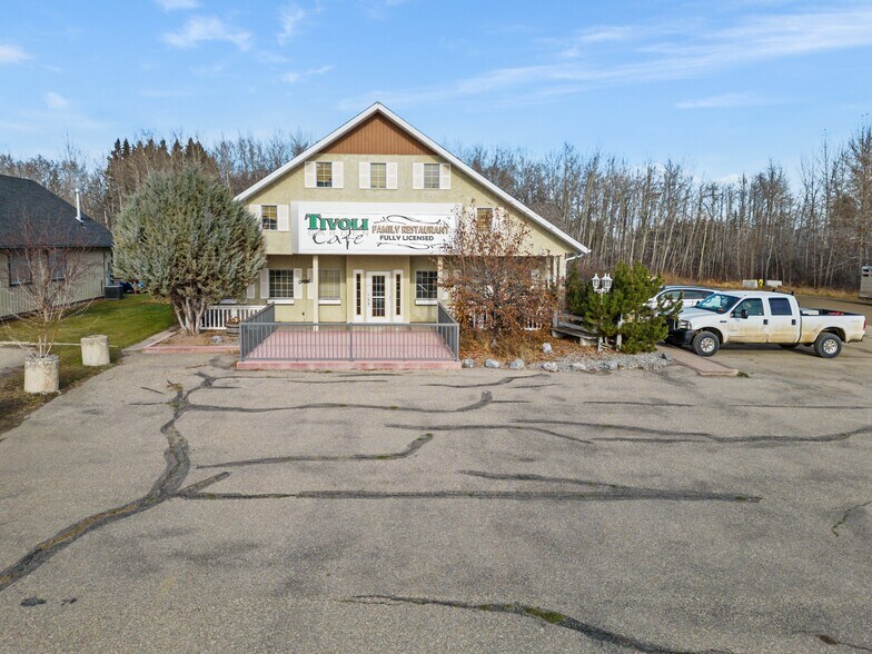 More Photos Of 1916 10th Av, Spruce View Restaurant For Sale
