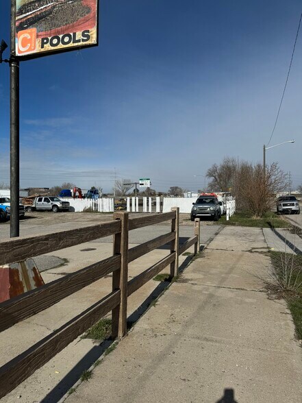 More Photos Of 608 S Main St, Layton Industrial For Sale