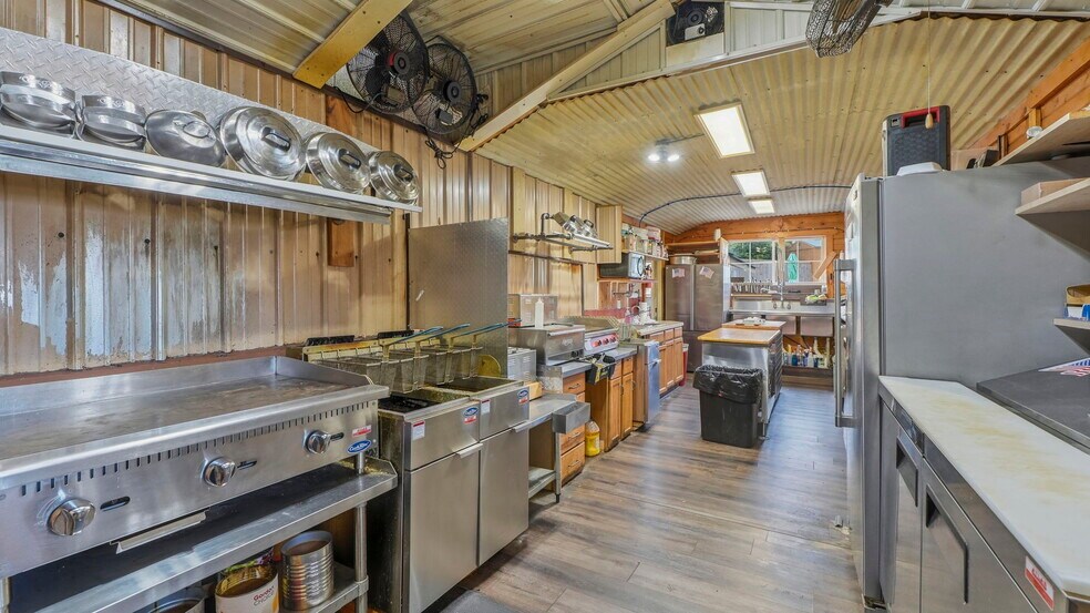 More Photos Of 109 Center St, Larwill Restaurant For Sale