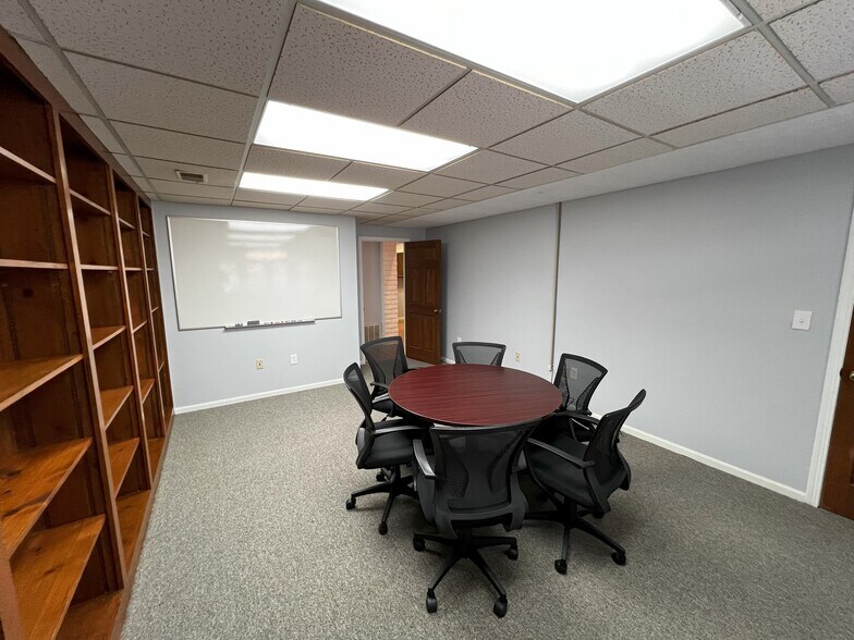 More Photos Of 4920 Reed Rd, Columbus Loft Creative Space For Lease