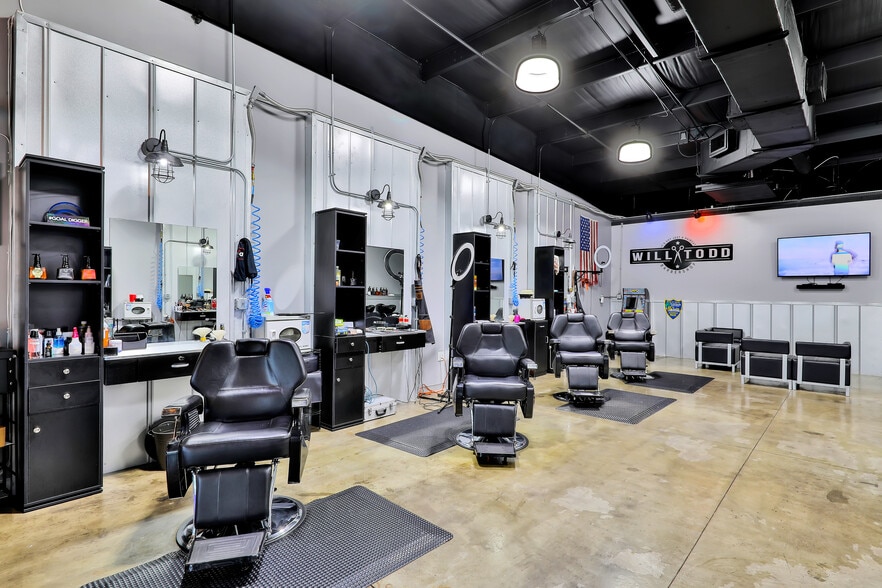 More Photos Of 518 Hollyberry Ln, Orange Park Storefront Retail Office For Lease