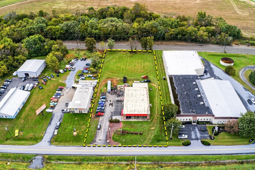 More Photos Of 2350 Dairy Rd, Lancaster Auto Dealership For Lease