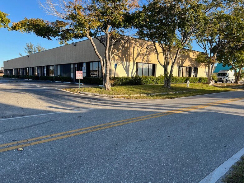 More Photos Of 1530 Cypress Dr, Jupiter Light Manufacturing For Lease