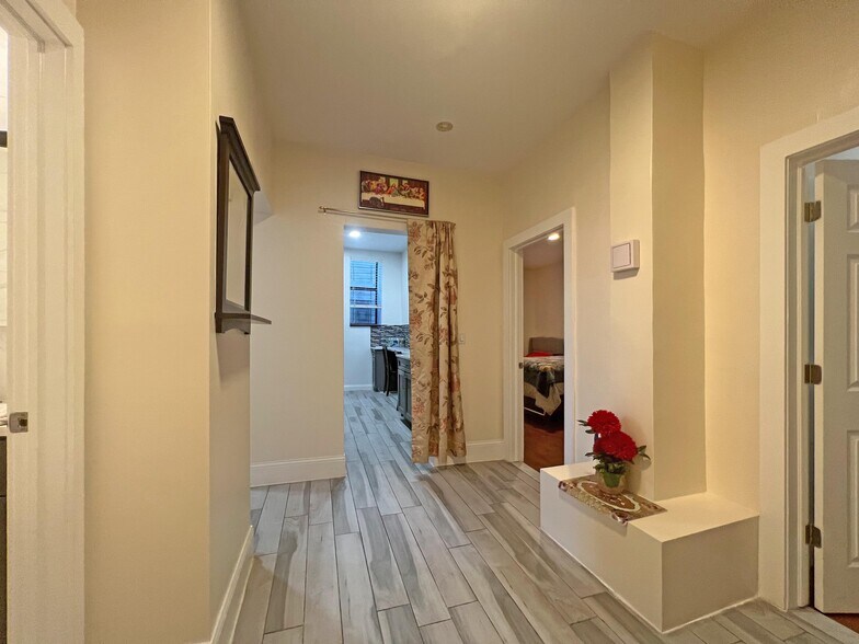 More Photos Of 3650 Bronx Blvd, Bronx Apartments For Sale