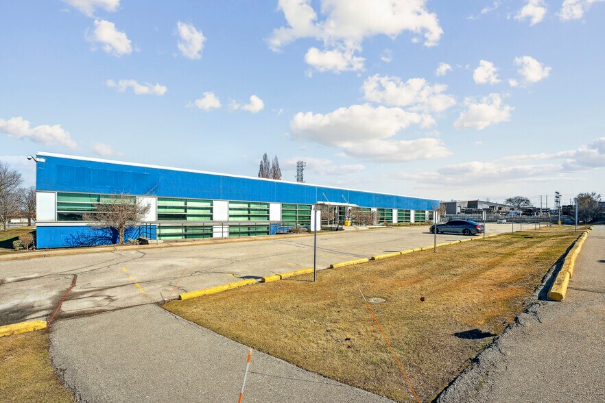 More Photos Of , Toronto Unknown For Sale