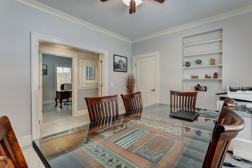 More Photos Of 2972 Lookout Pl NE, Atlanta Office Residential For Sale