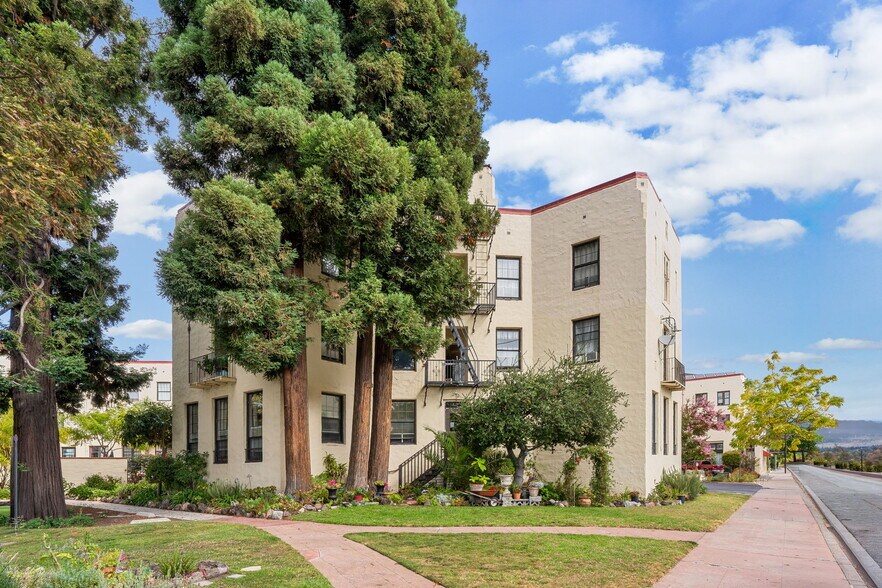More Photos Of 2536 Santa Clara Ave, Alameda Apartments For Sale