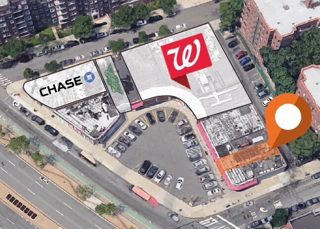 More Photos Of 10417 Queens Blvd, Forest Hills Freestanding For Lease