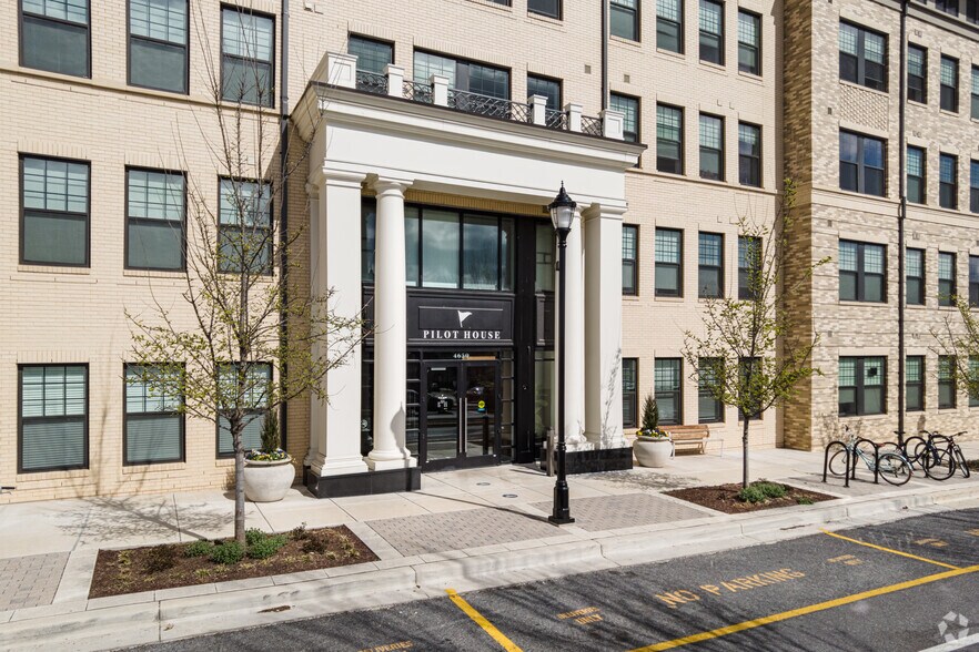 More Photos Of 4650 Van Buren St, Riverdale Park Apartments For Lease