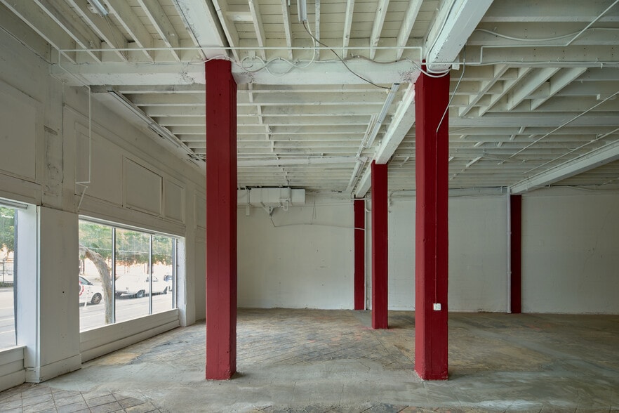 More Photos Of 1585 Folsom St, San Francisco Research And Development For Sale