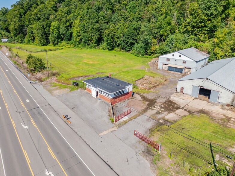 More Photos Of 3825 Columbia Blvd, Bloomsburg Manufacturing For Sale