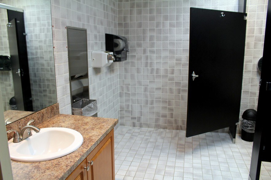 More Photos Of 160 NW 176th St, Miami Medical For Lease