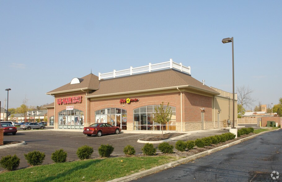 More Photos Of 3650-3674 E Main St, Whitehall Storefront For Lease