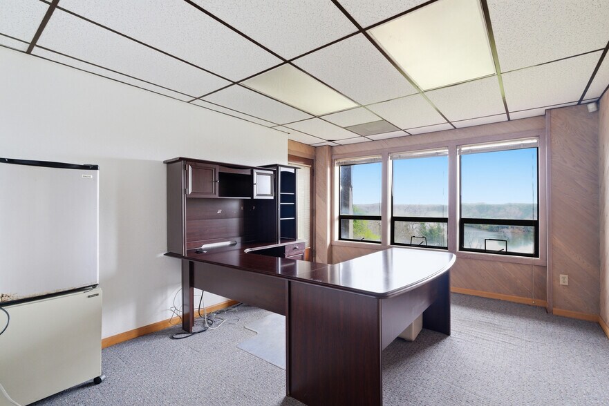 More Photos Of 5000 Bechelli Ln, Redding Office For Sale