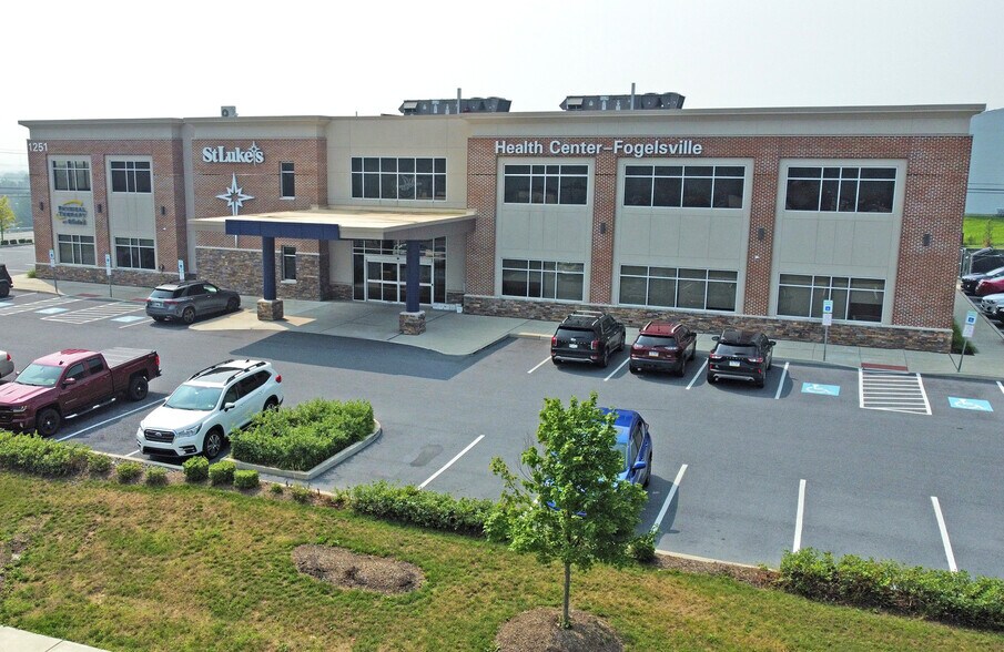 More Photos Of 1251 Turnstone Dr, Fogelsville Medical For Lease