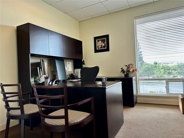 More Photos Of 2580 Sierra Sunrise Ter, Chico Office For Lease
