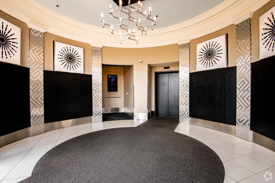 More Photos Of 658-672 W Washington Ave, Madison Office For Lease