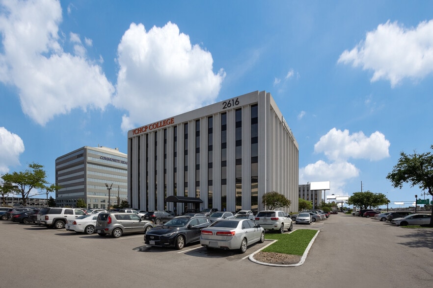 More Photos Of 2616 S Loop W, Houston Office For Lease