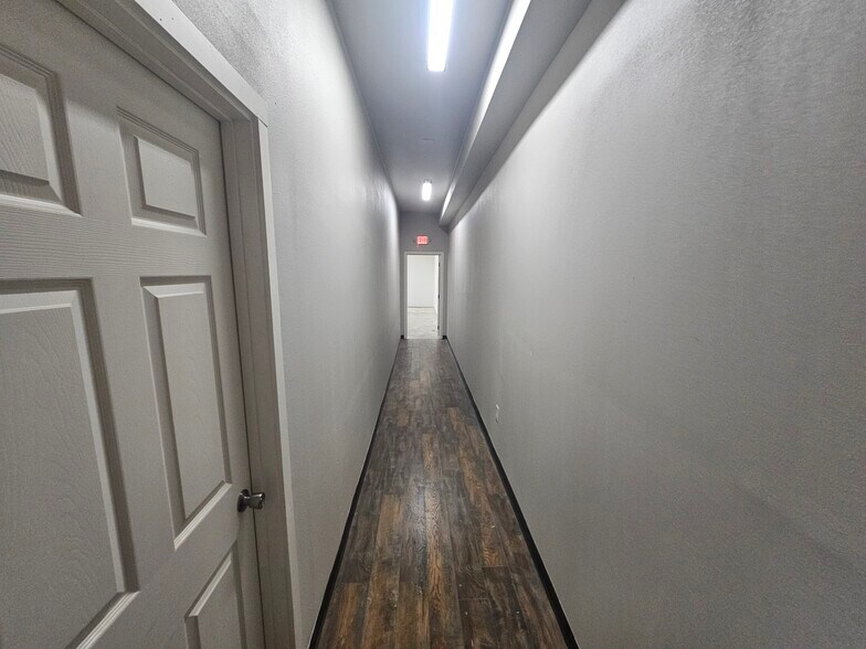 More Photos Of 206 Tumwater Blvd SW, Tumwater General Retail For Lease