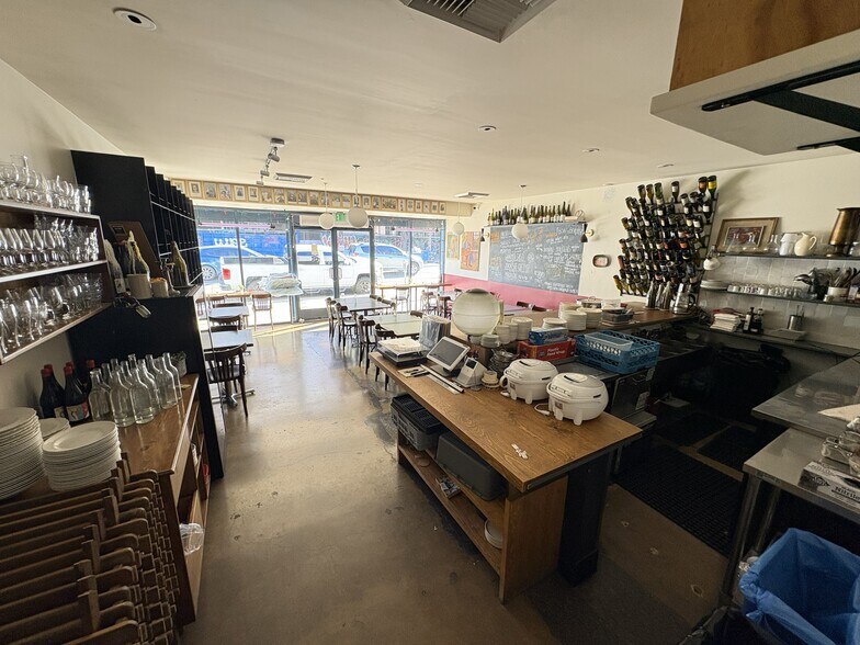 More Photos Of 713 N Virgil Ave, Los Angeles General Retail For Sale