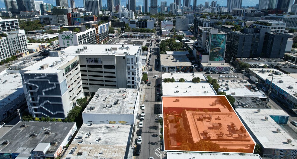 More Photos Of 320-380 NW 26th St, Miami General Retail For Sale