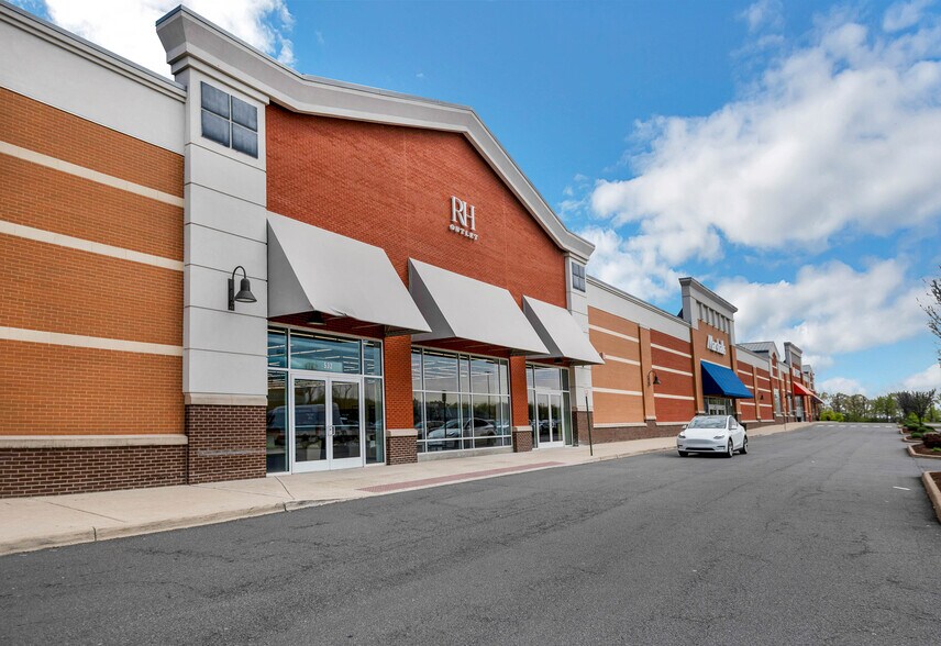 More Photos Of 500-554 Fort Evans Rd, Leesburg Unknown For Lease