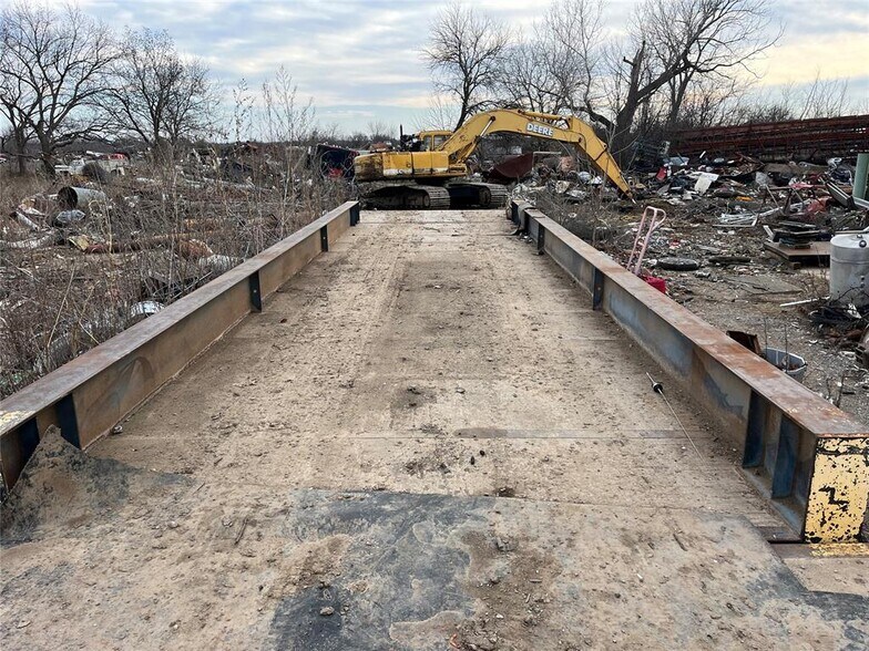 More Photos Of 34330 Highway 29, Pauls Valley Auto Salvage Facility For Sale