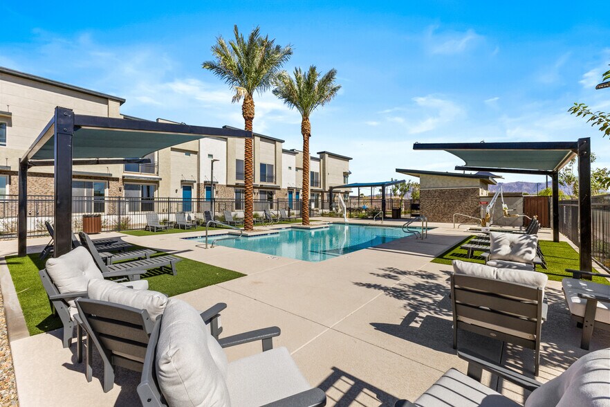 More Photos Of 651 N Ironwood Dr, Apache Junction Apartments For Sale