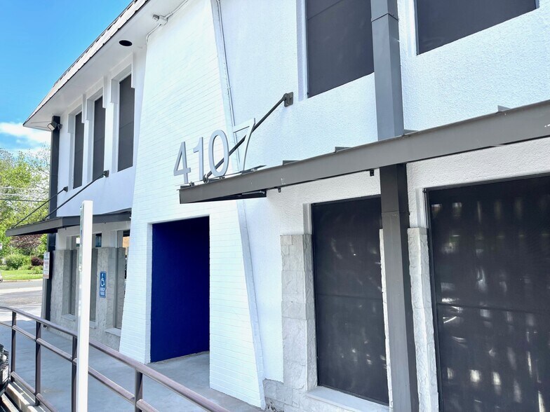 More Photos Of 4107 Medical Pky, Austin Medical For Lease