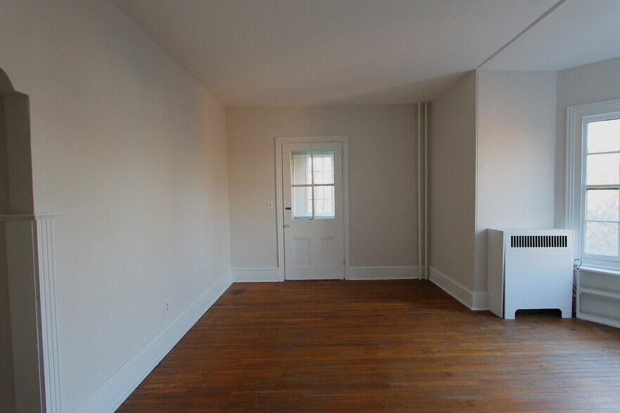 More Photos Of 5313 Baynton St, Philadelphia Apartments For Sale