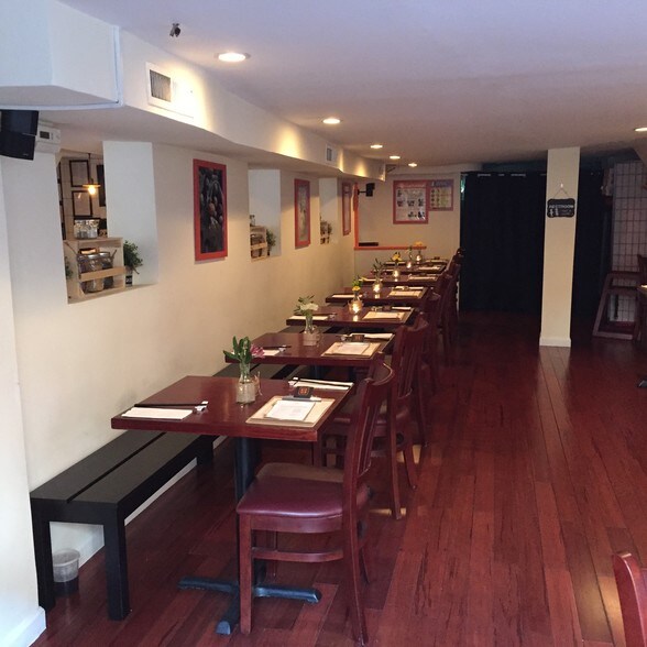 More Photos Of 324 E 6th St, New York Apartments For Lease