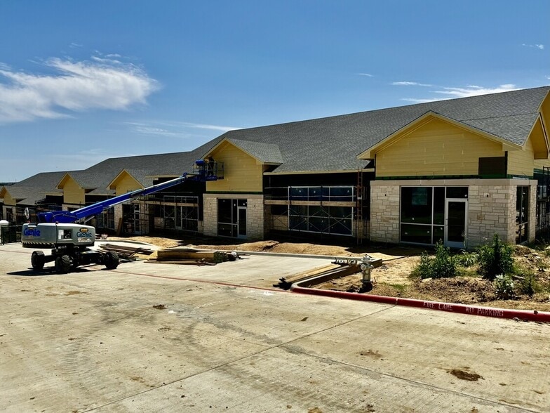 More Photos Of 250 Gerault Rd, Flower Mound Medical For Sale