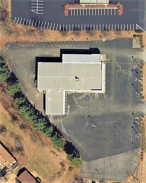 More Photos Of 1601 Bob White Blvd, Pulaski Auto Dealership For Sale