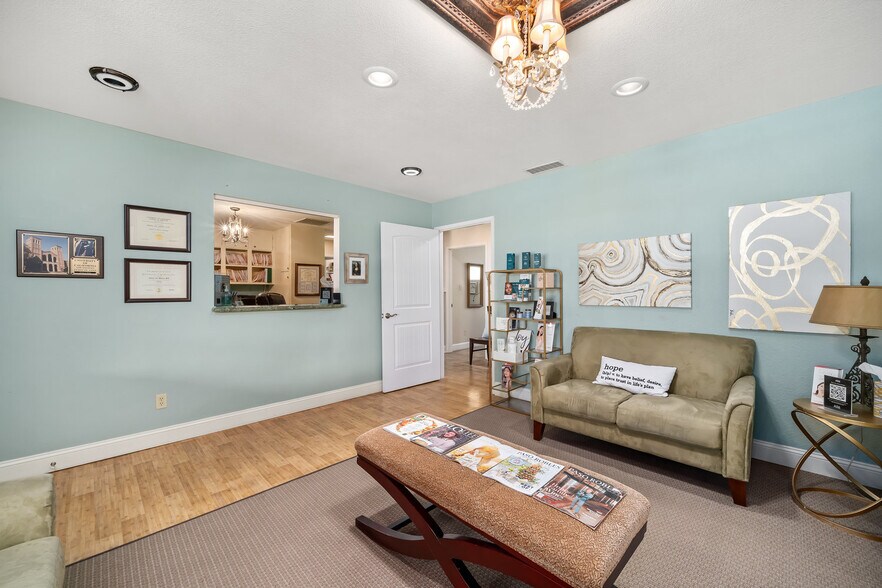 More Photos Of 1050 Las Tablas Rd, Templeton Medical For Lease