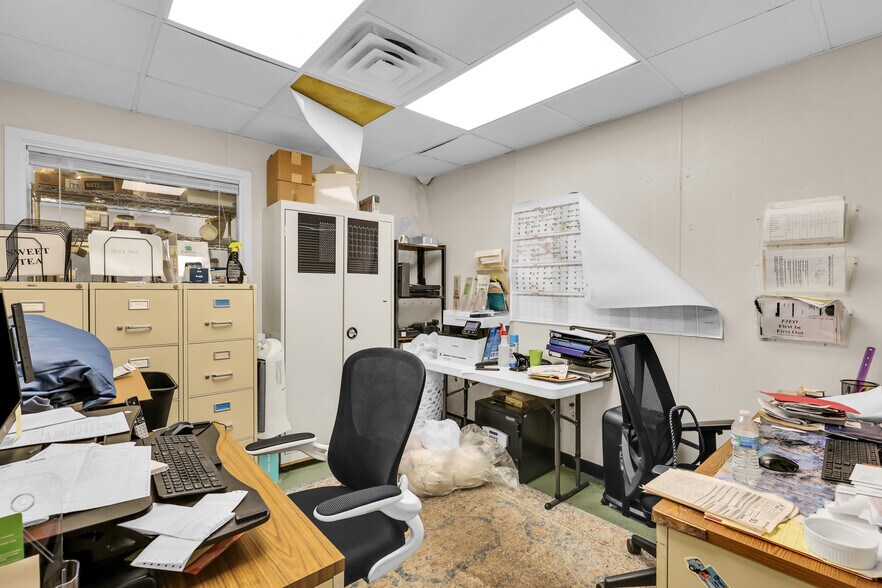 More Photos Of 114 Horizon Park Dr, Savannah Restaurant For Sale