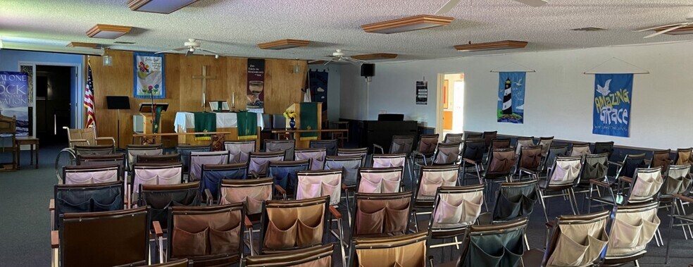 More Photos Of 636 S Highway 80, Benson Religious Facility For Lease