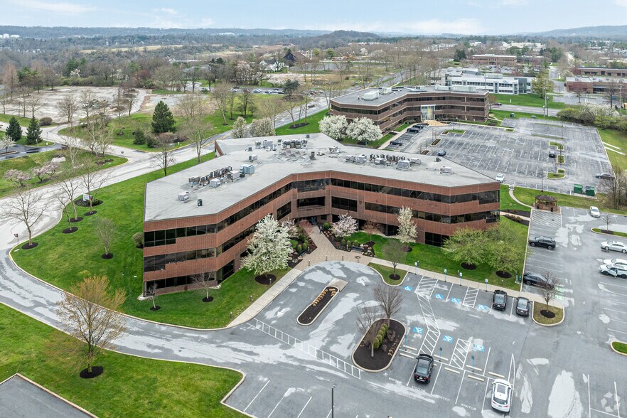 More Photos Of 5 Great Valley Pky, Malvern Office For Sale